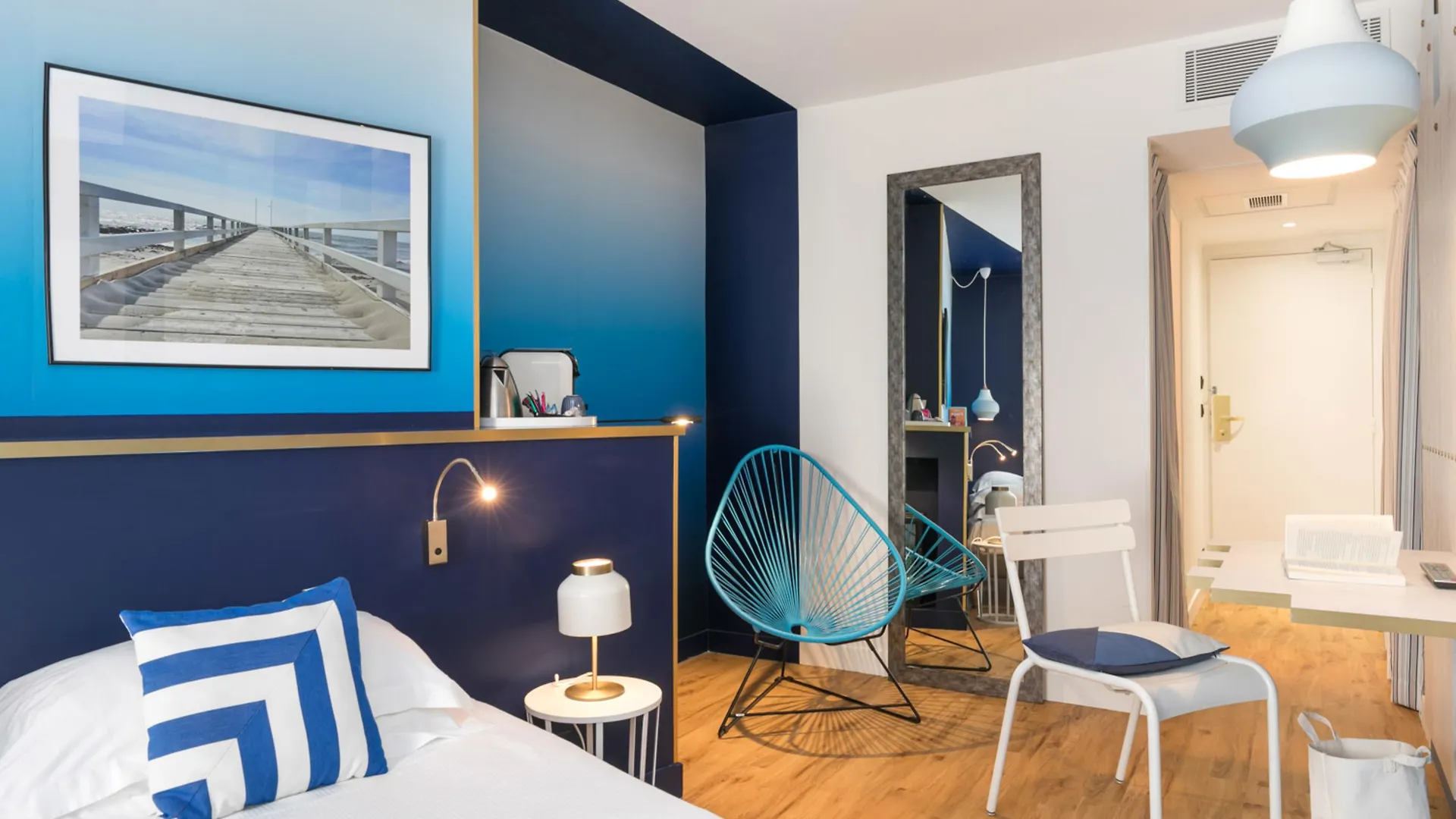 The Deck Hotel By Happyculture Niza
