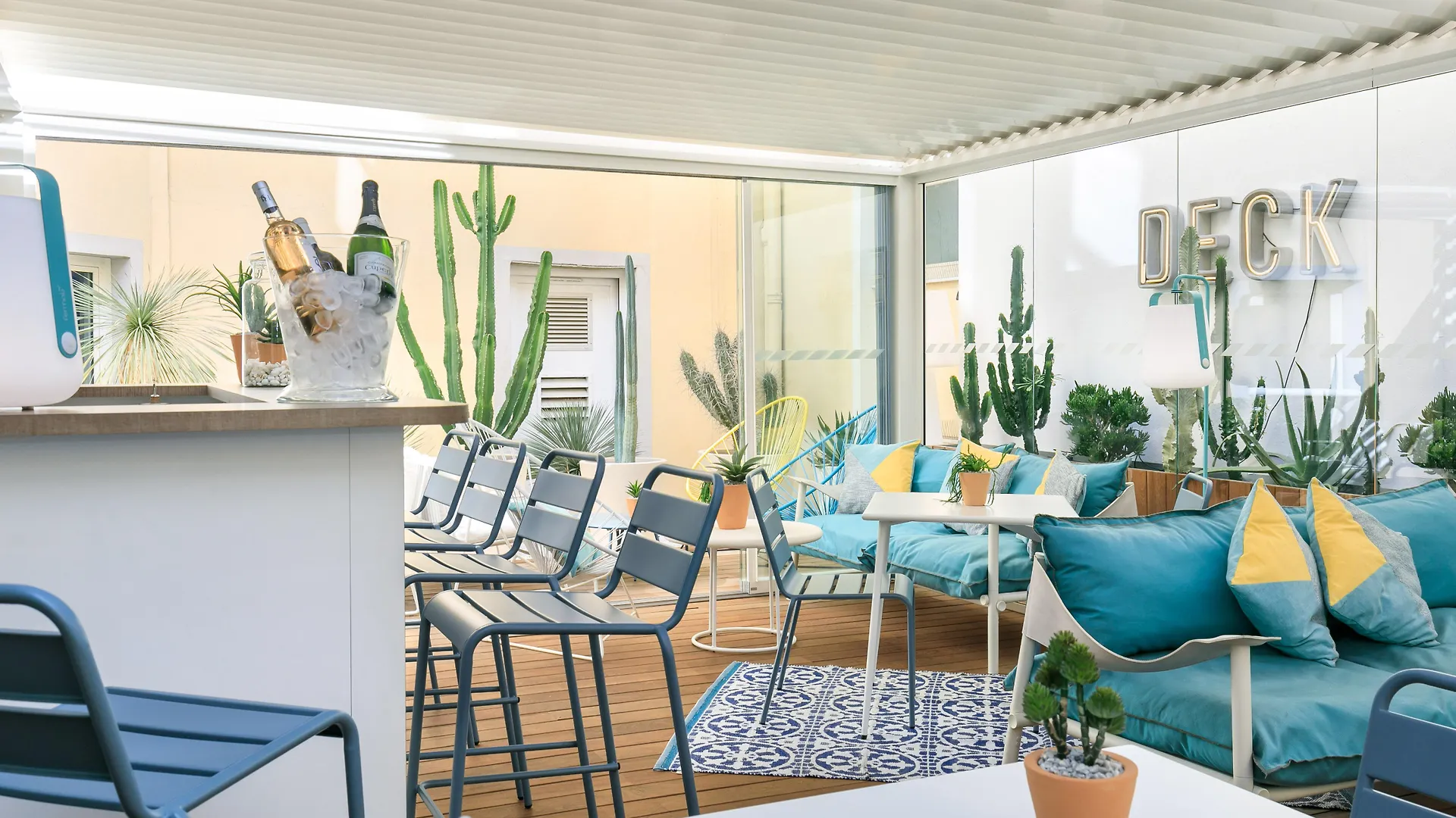 The Deck Hotel By Happyculture Nice