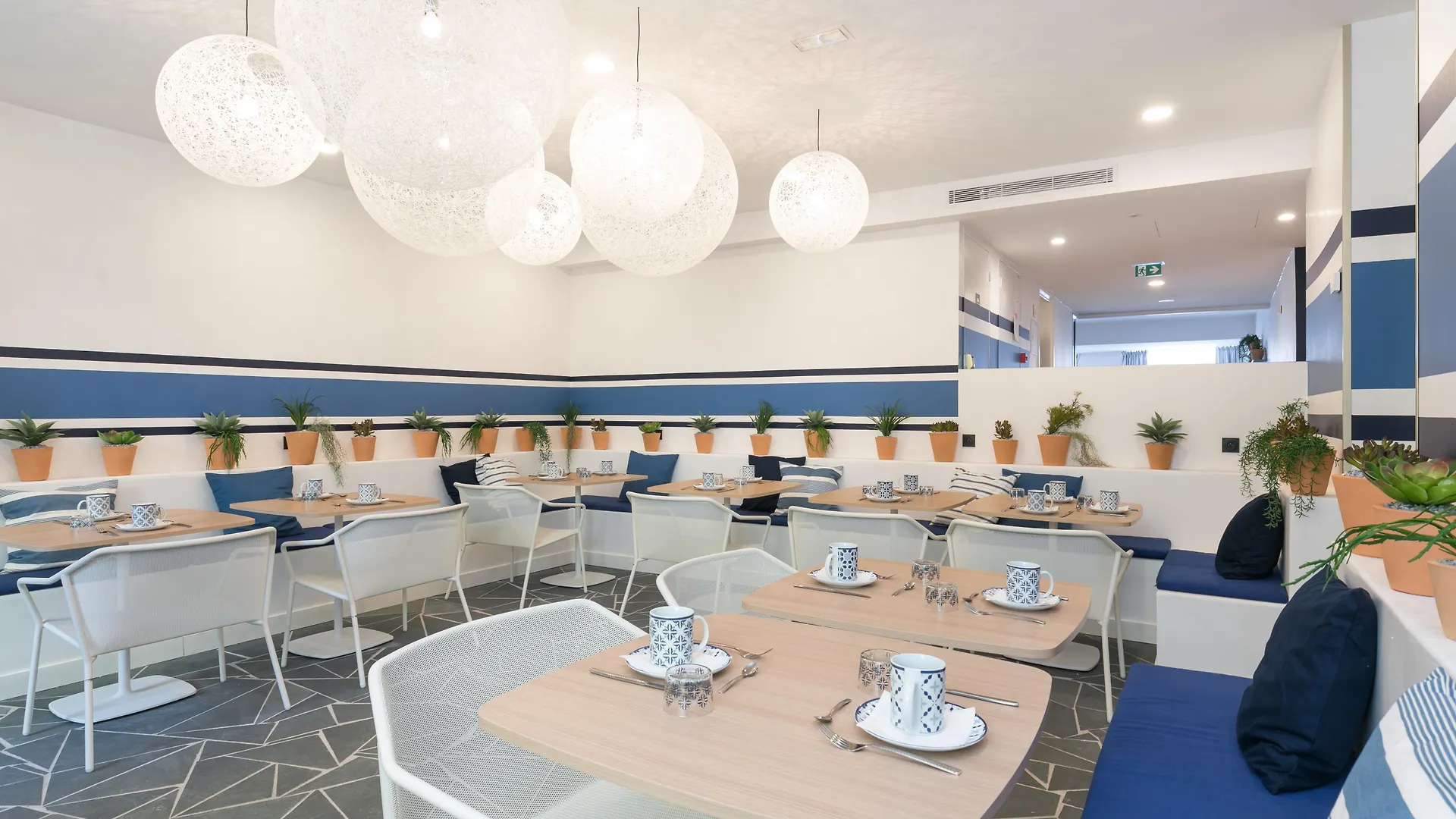 ****  The Deck Hotel By Happyculture Niza Francia
