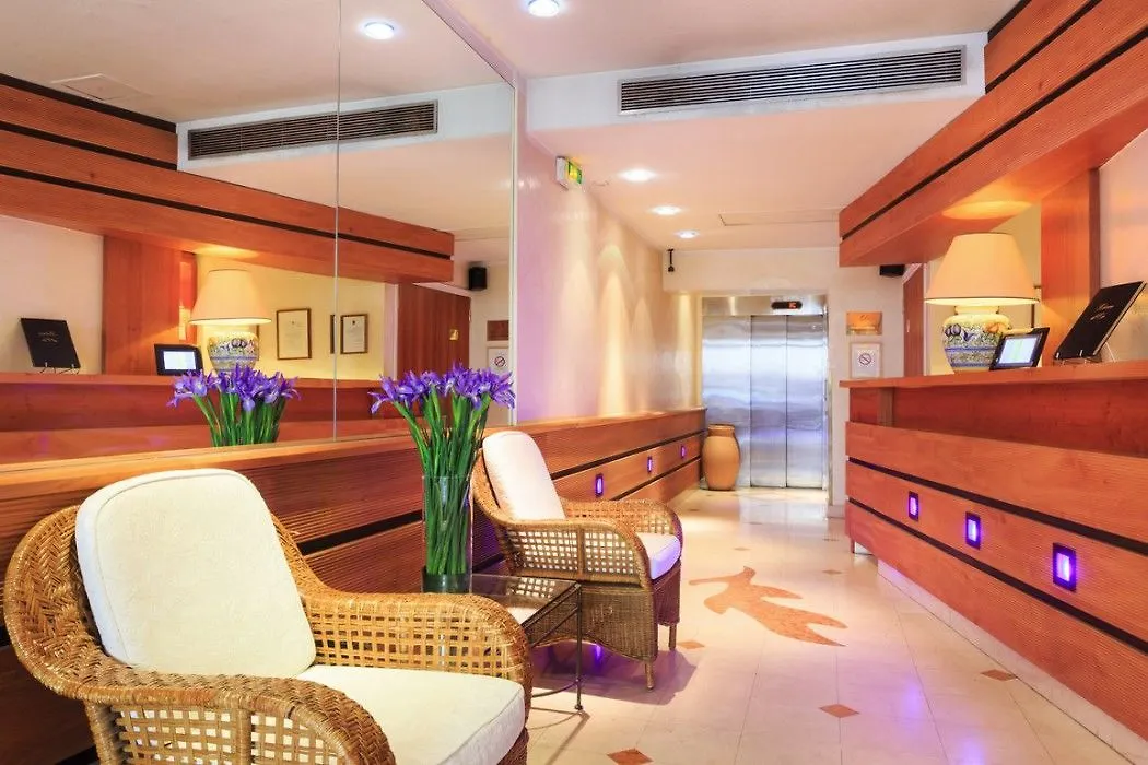 The Deck Hotel By Happyculture Niza 4*,
