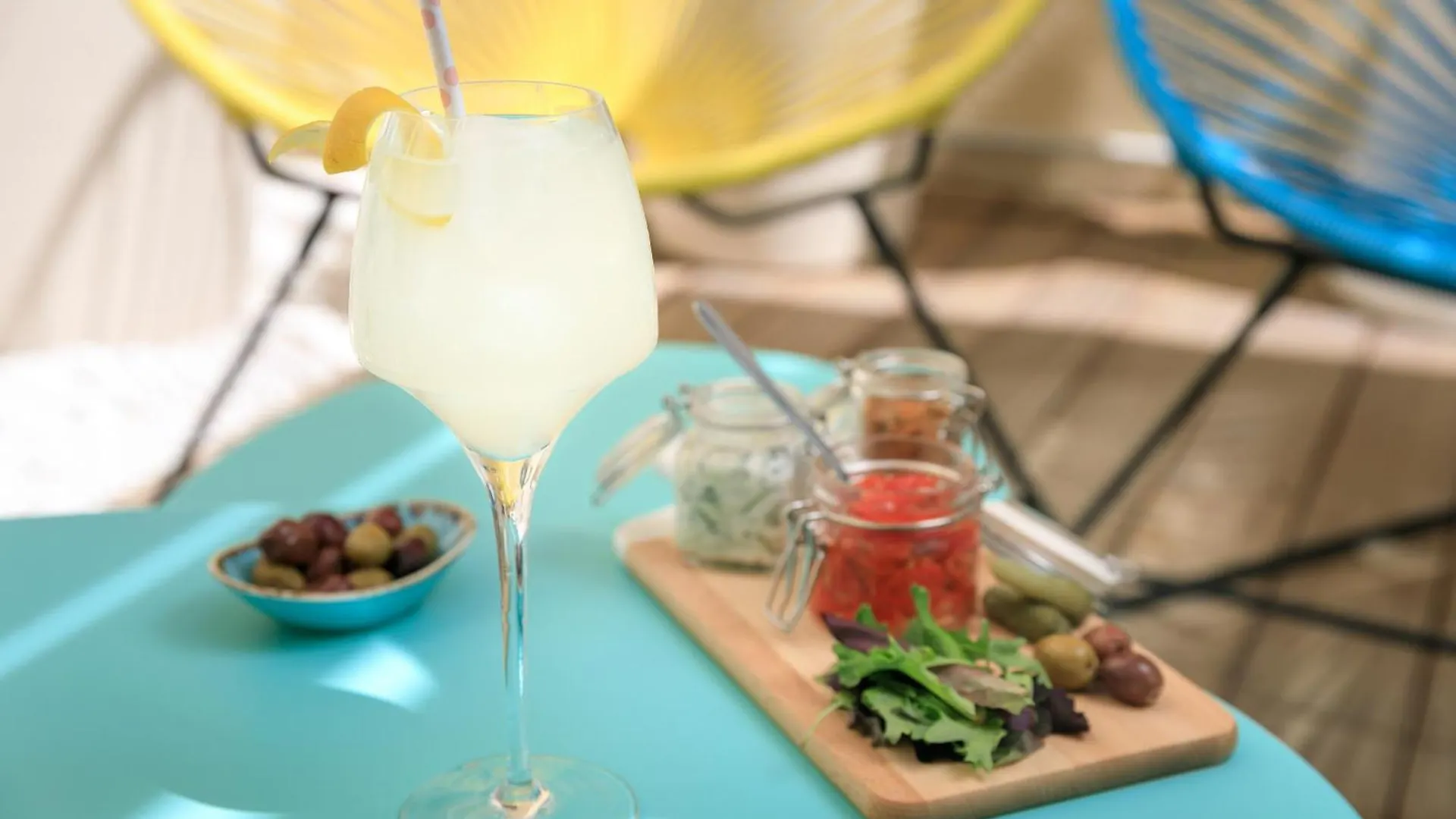The Deck Hotel By Happyculture Nice